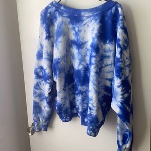 Sweatshirt and sweatpants set